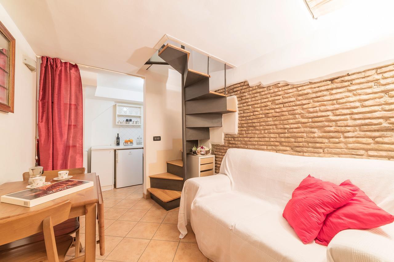 Sweet Little Suite Near Pantheon Rzym Zewnętrze zdjęcie